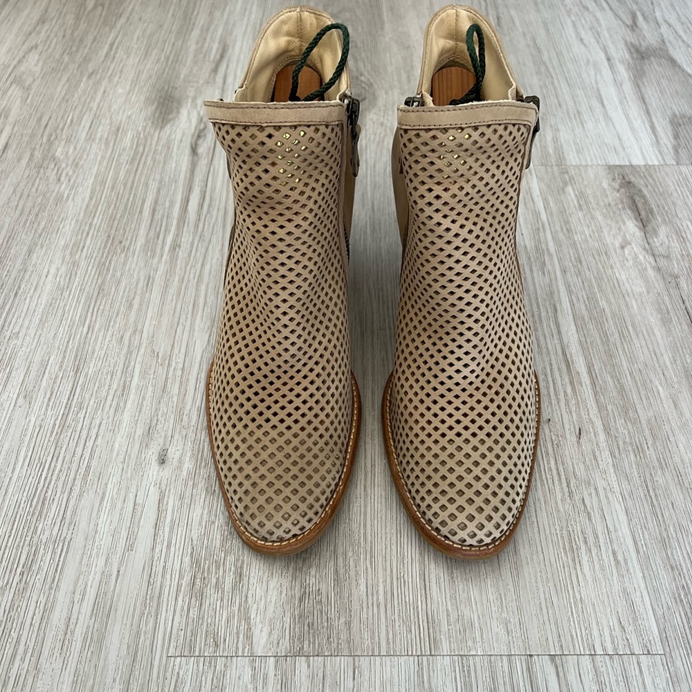 Paul Green tan bootie